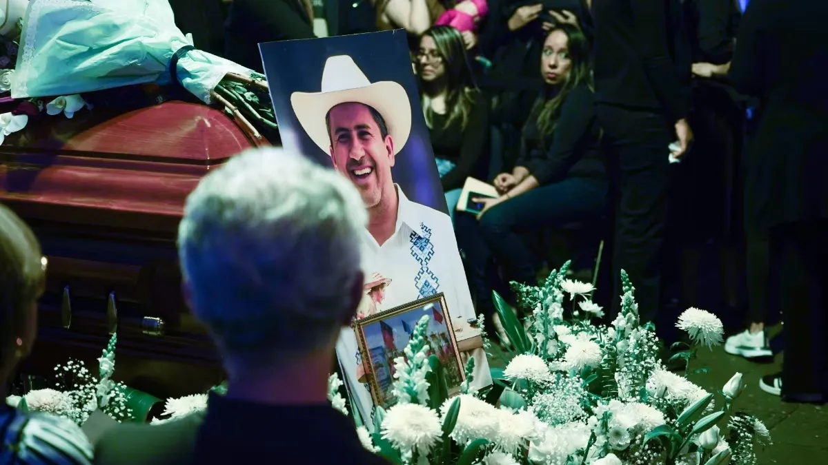 Detienen a tres más por el asesinato de Carlos Manzo; Grecia Quiroz denuncia a políticos de Morena