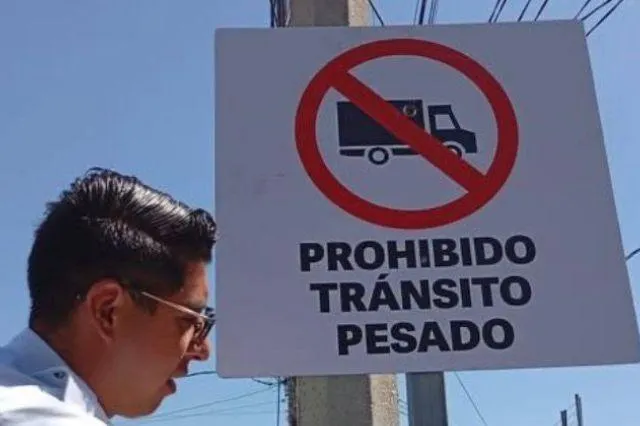 Adiós a tráileres en el centro de San Pedro Cholula; prohíben el paso