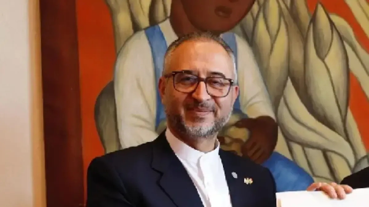 Embajador de Irán en México asegura que el ayatolá Alí Jamanei no ha muerto