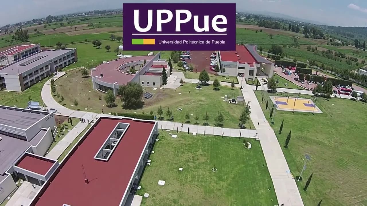 Estudiantes cierran la UPPue: piden diálogo con rector Oscar Nández