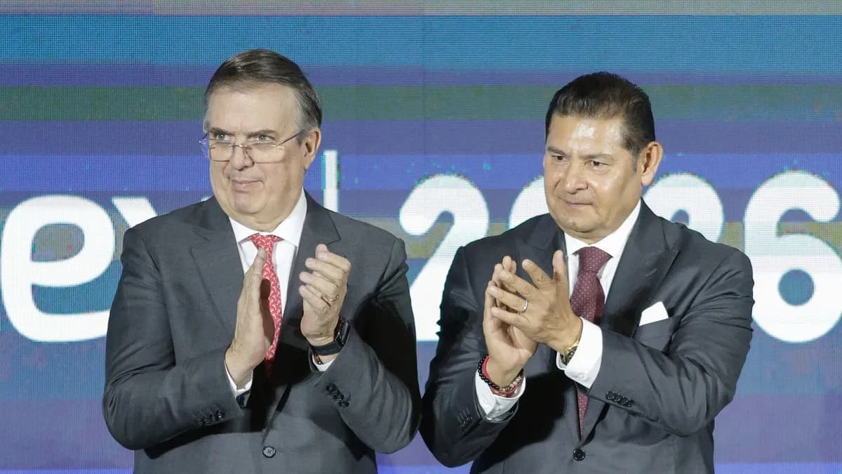 Llegará inversión fuerte de la industria farmacéutica a Puebla: Ebrard