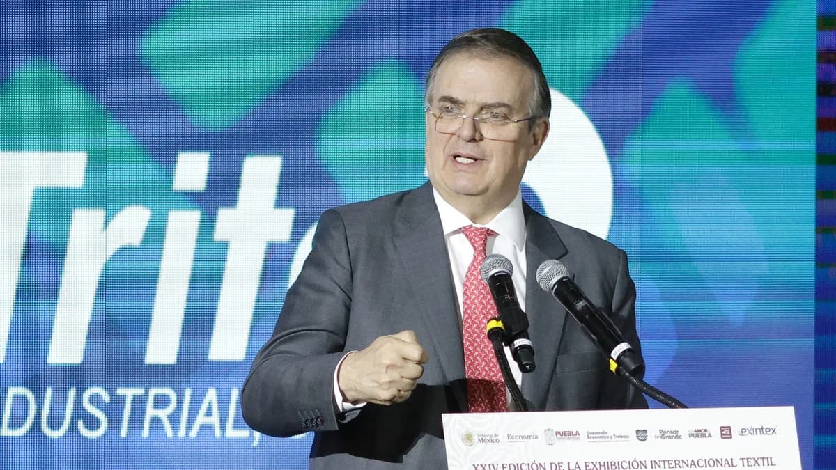 Feria Internacional de la Industria Textil se quedará en Puebla, anuncia Ebrard