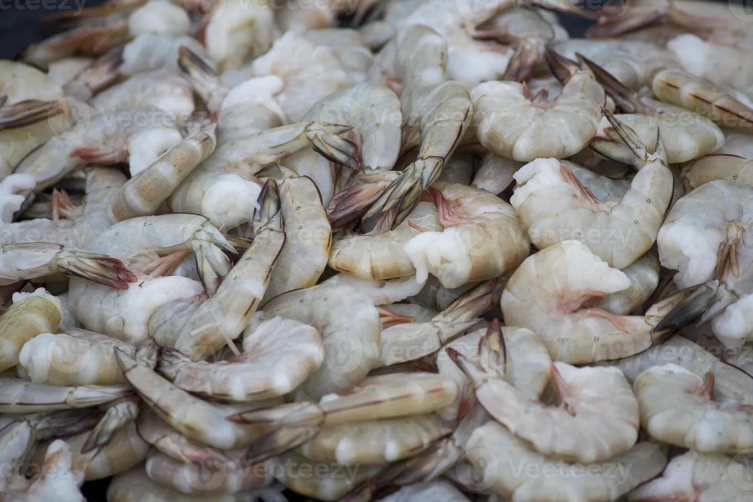 Tradición de vigilia impulsa ventas en mercados de Chalchicomula