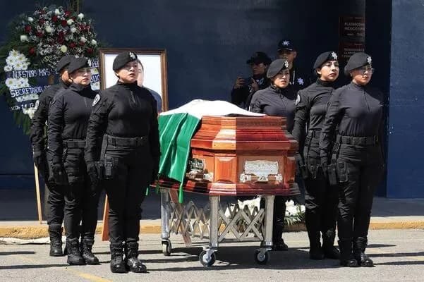 Despiden a policía estatal que murió calcinado en autopista México-Puebla