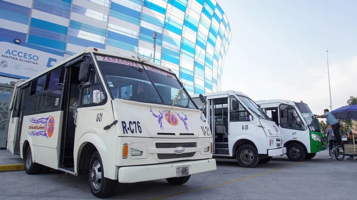 Más de 2 mil 300 transportistas de Puebla salvaron sus concesiones pagando multa