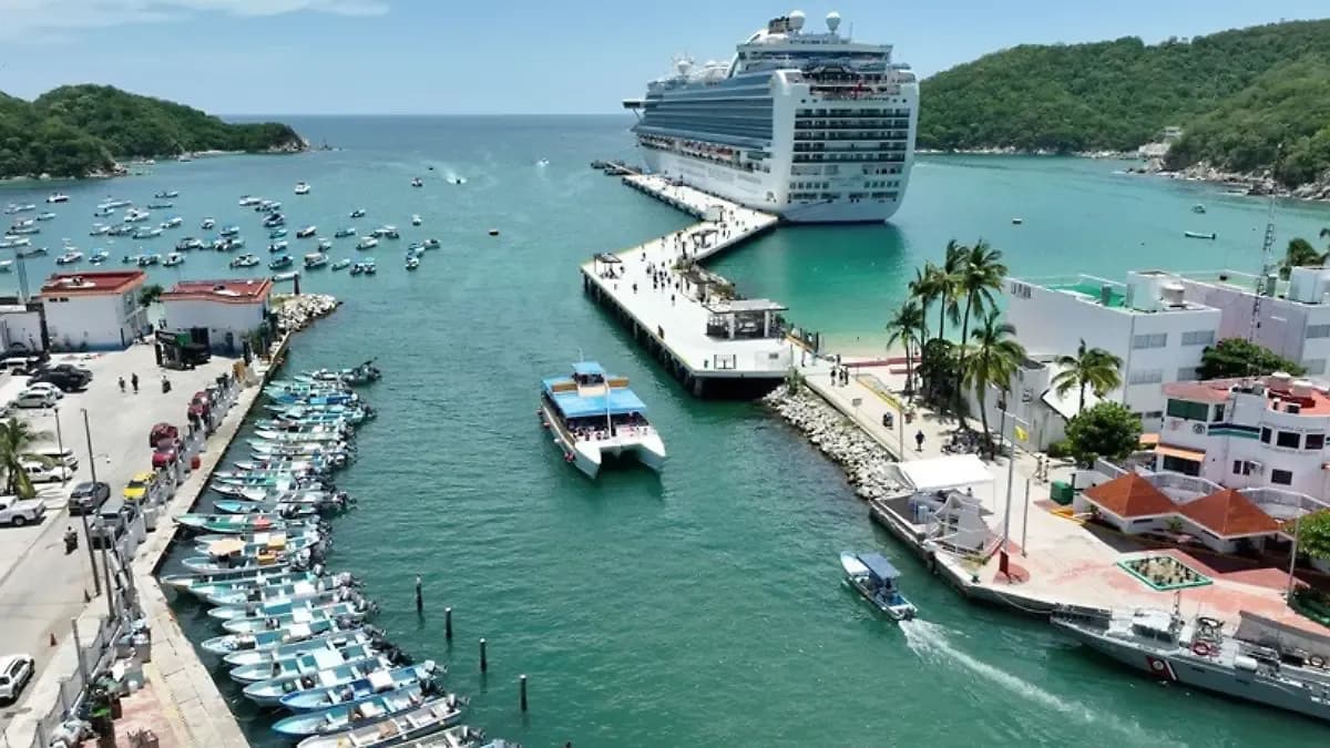 Mar de fondo alcanza playas de Oaxaca en plena Semana Santa