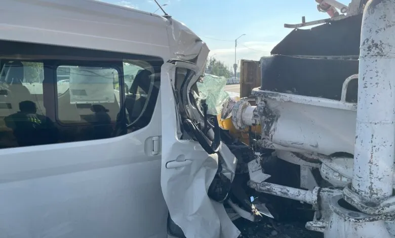 Choca camioneta tras quedarse dormido conductor en Lafragua