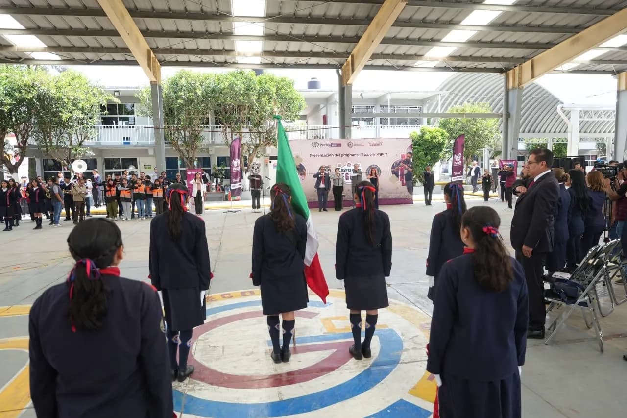Refuerzan protección y seguridad en planteles educativos