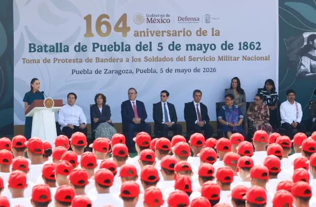 Sheinbaum recibe en Puebla a 32 mil conscriptos