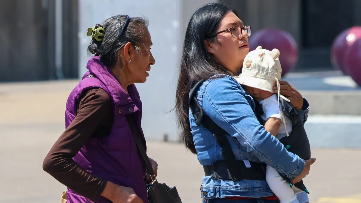Estiman en Puebla capital derrama de 900 mdp por el Día de las Madres