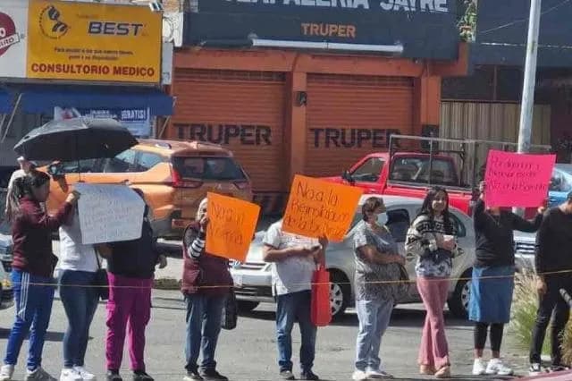 Madres de kínder en Loma Bella protestan vs reinstalación de directora