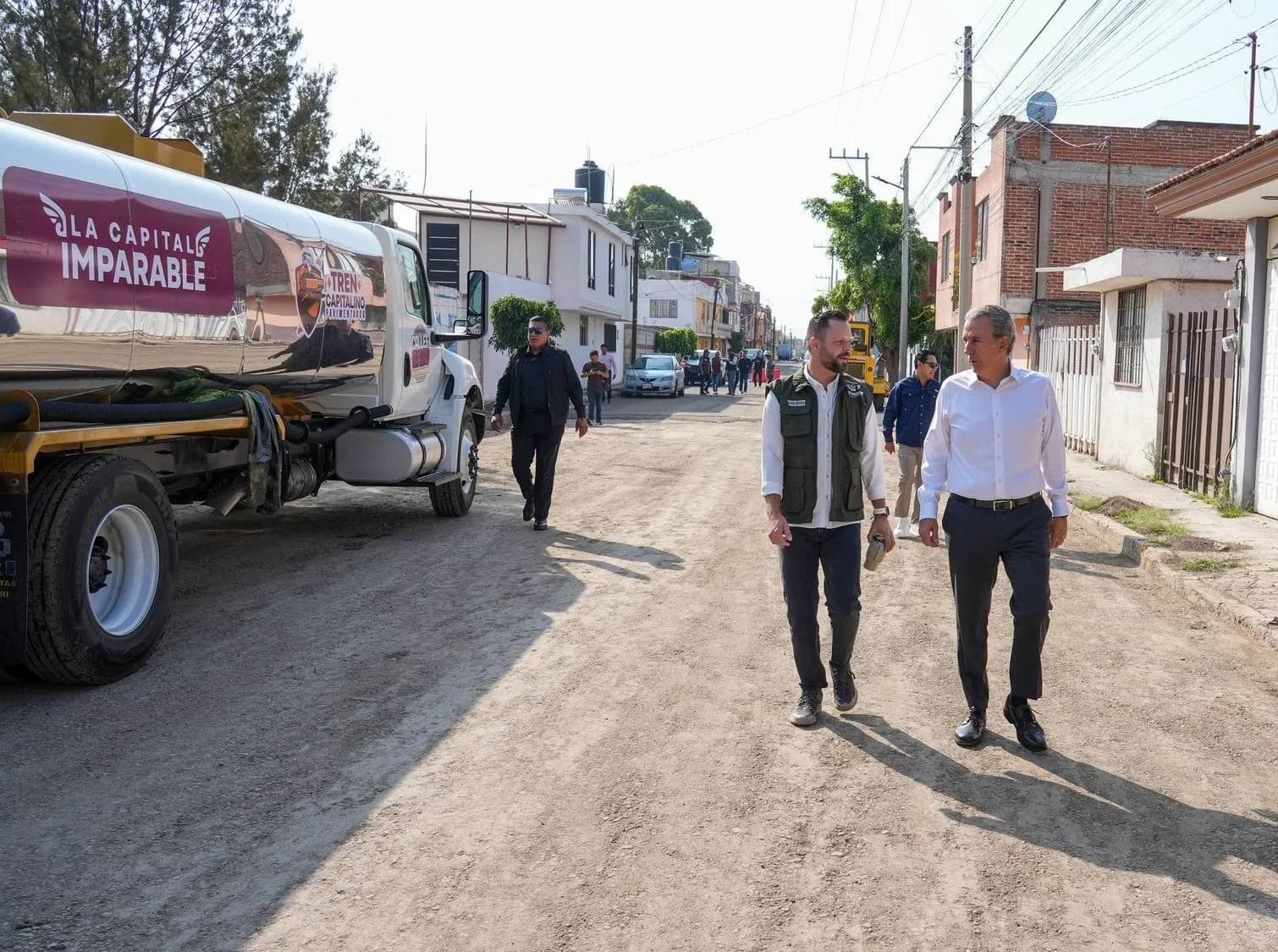 Mejoran calles en el sur de la capital con #CallesAl100
