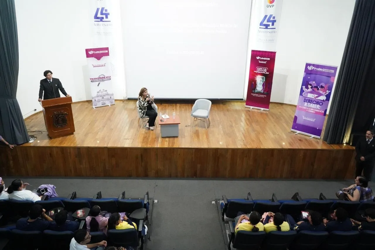 Impulsan prevención de violencia digital en universidades