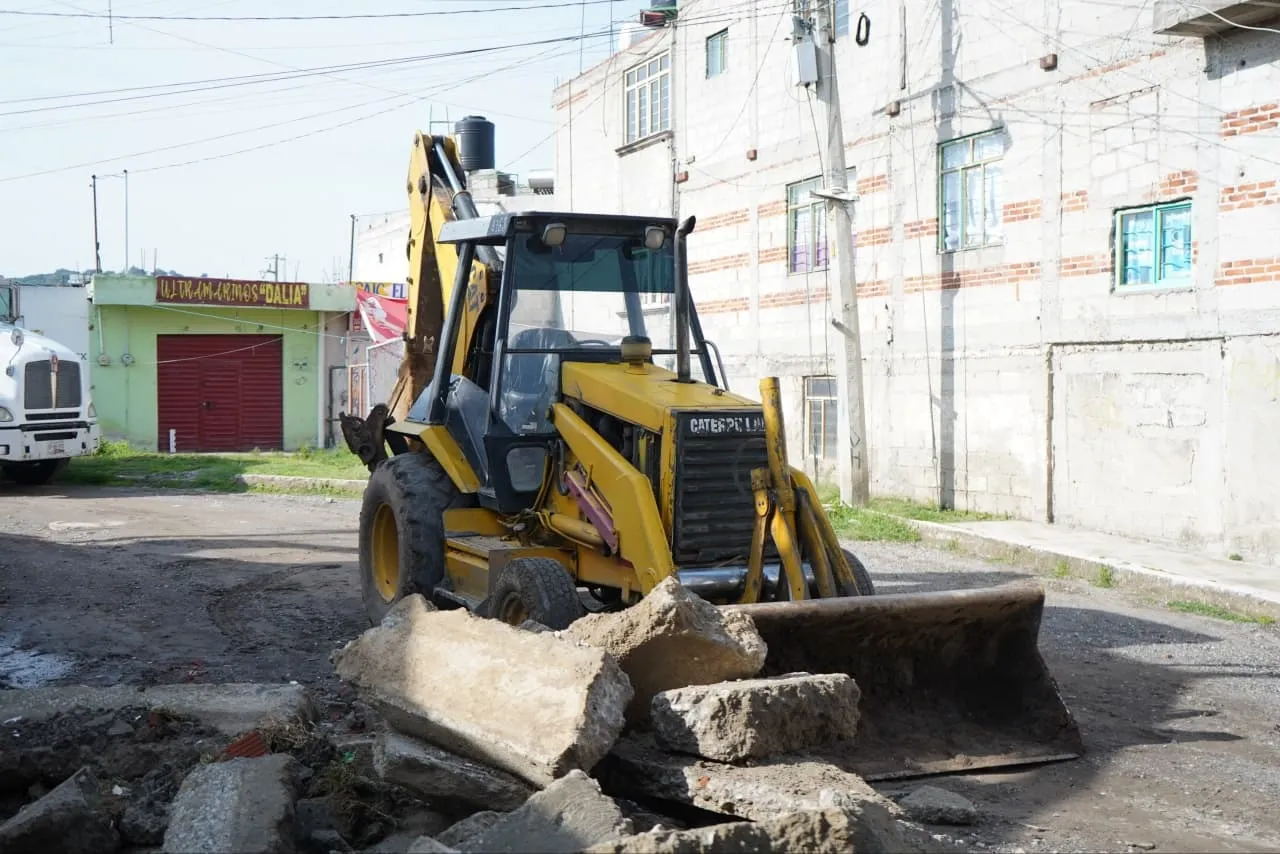 Impulsan pavimentación en colonias de Puebla