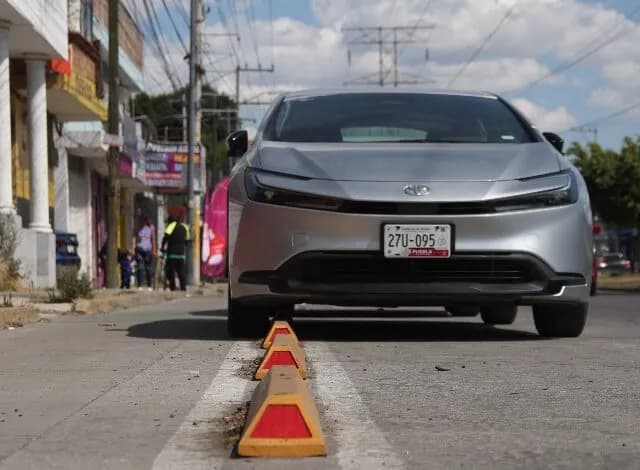 Persisten multas por invadir ciclovías en Puebla