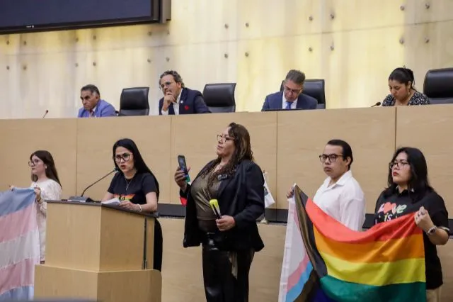 Diputados plantean mejoras para personas con discapacidad y diversidad sexual