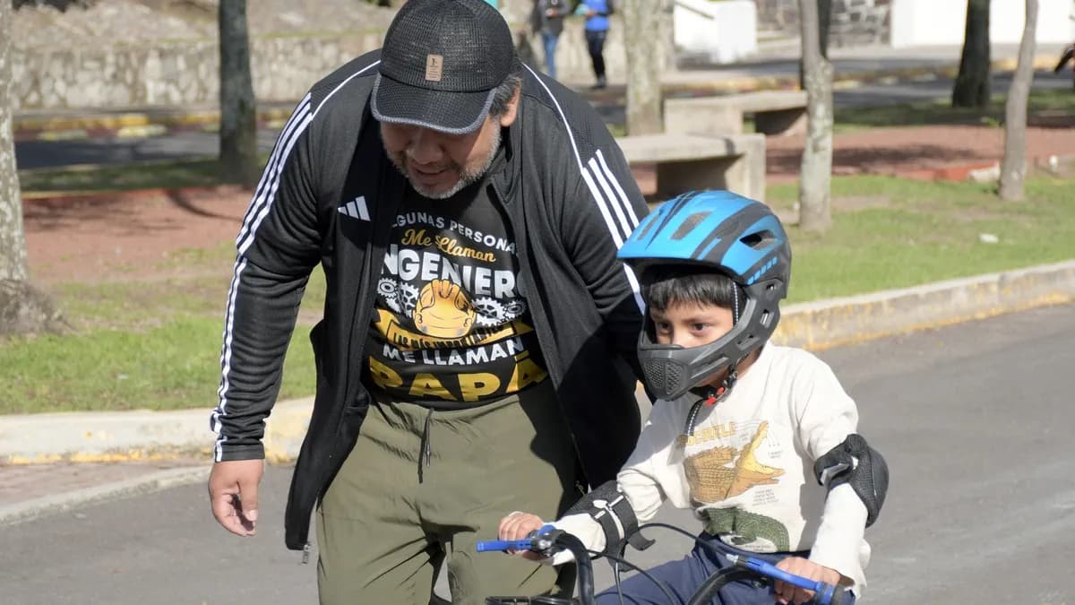 En Puebla, padres pasan más tiempo en el trabajo que cuidando a sus hijos