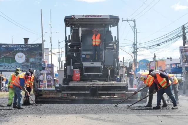 Rehabilitar 28 mil calles y 420 kilómetros en 2026, meta del gobierno
