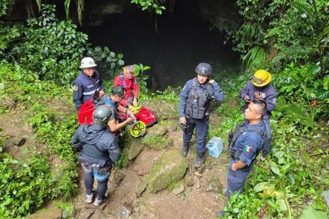 Estos son los atrapados en la gruta de Cuetzalan; llevan 2 días bajo tierra