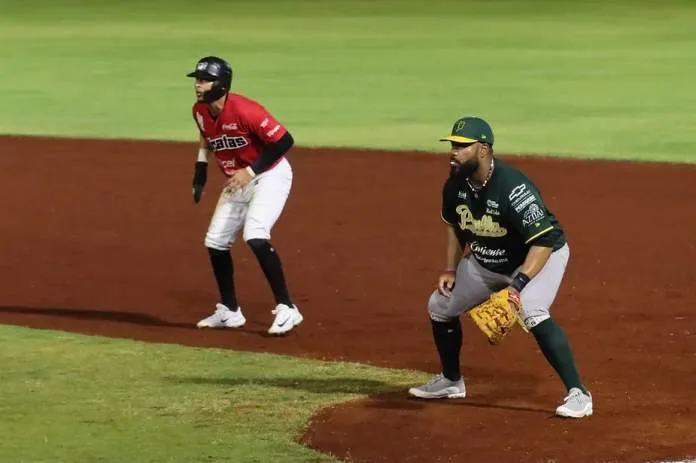 Piratas completa la barrida y deja a Pericos de Puebla sin victorias en Campeche