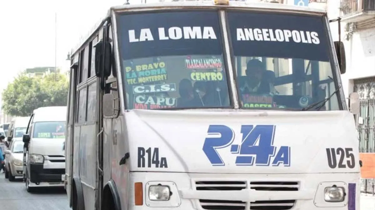 Rutas de transporte de la Vía Atlixcáyotl en Puebla tendrán unidades nuevas
