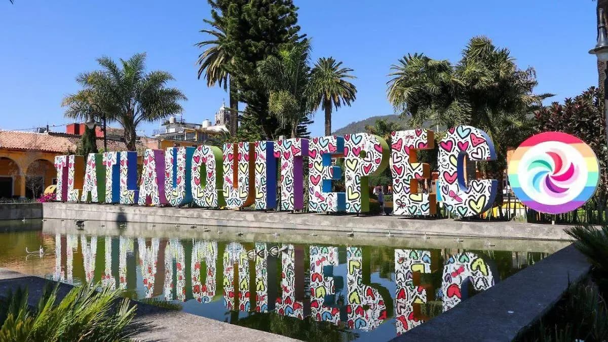 Tlatlauquitepec busca fotografías para preservar su historia colectiva