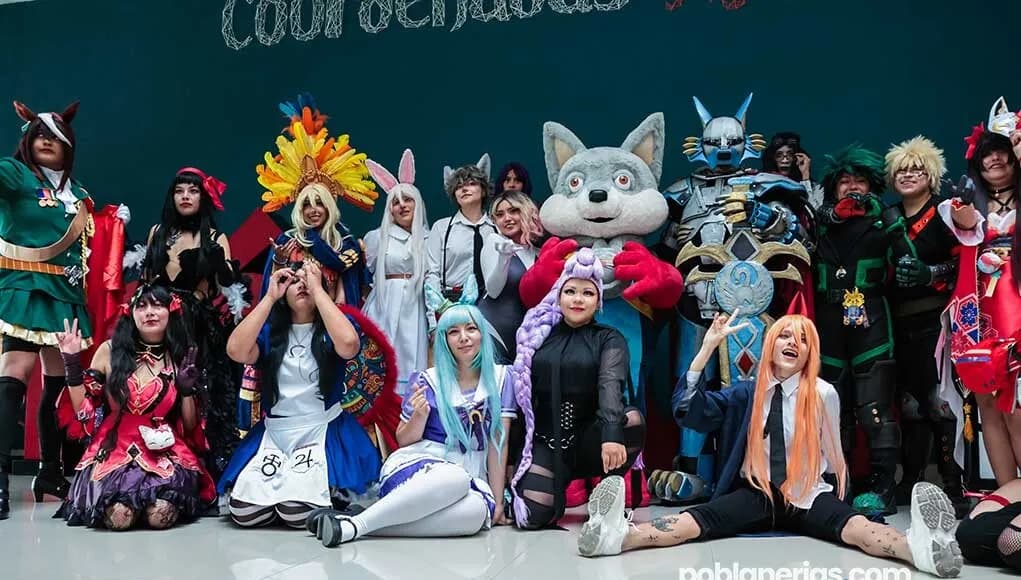 FICÓMICS BUAP regresa con cosplay, K-pop, talleres y actores de doblaje