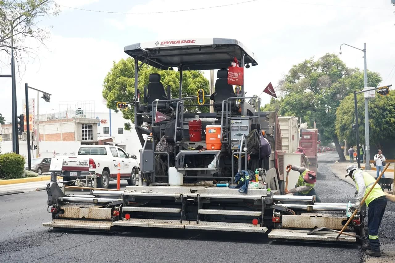 Tren Capitalino rehabilita tramo del bulevar Héroes del 5 de Mayo equivalente a 153 calles en Puebla Capital