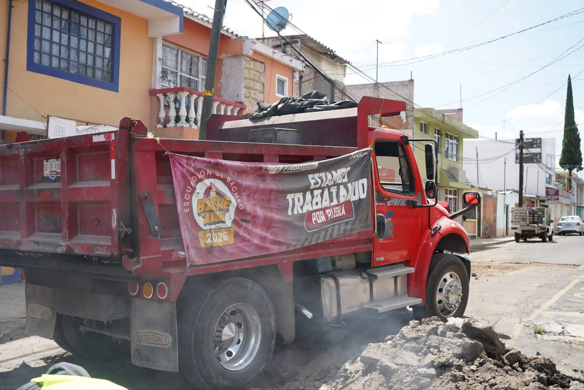 Ayuntamiento de Puebla bacheará este lunes 18 calles: revisa si pasará por tu colonia