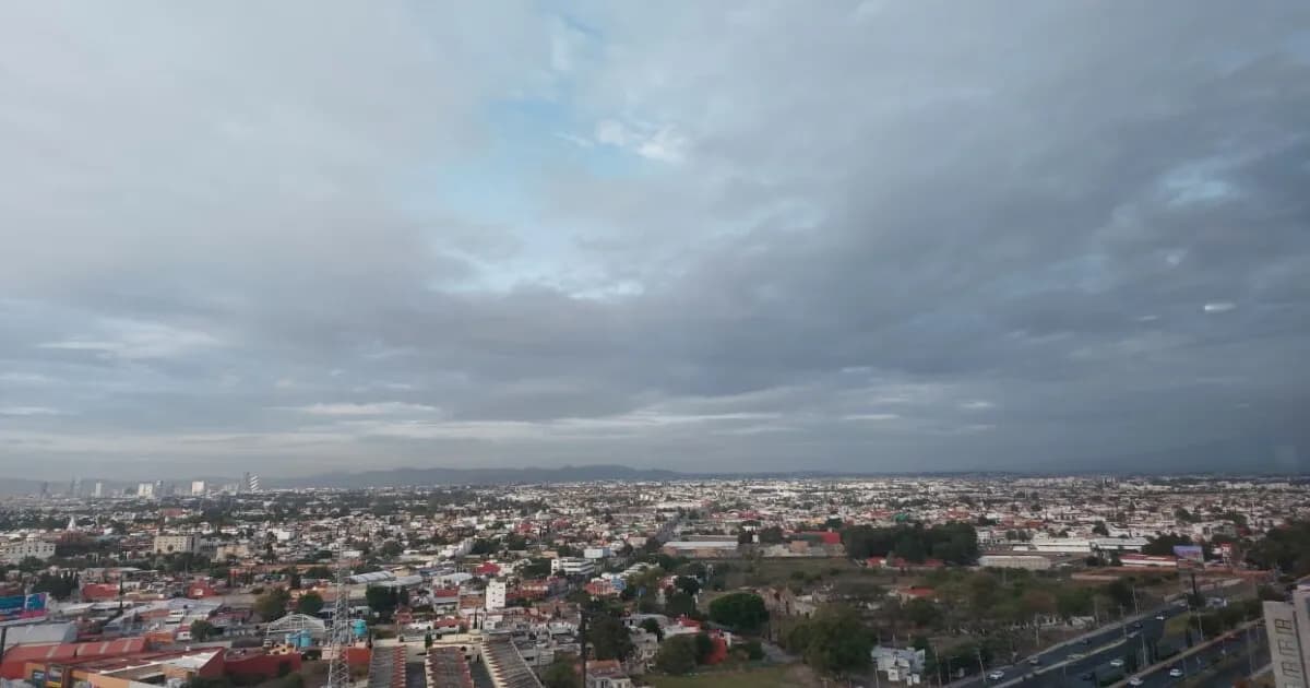 Puebla inicia la semana con cielo nublado y probabilidad de lluvia