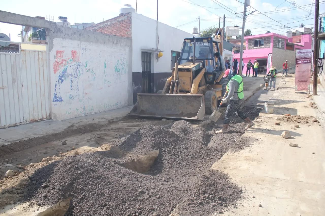 Gobierno de la Ciudad supervisa nueva red de alcantarillado en Ignacio Romero Vargas