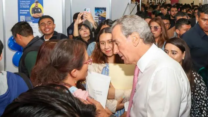 Gobierno de la Ciudad acerca 3 mil 400 vacantes a jóvenes de Puebla