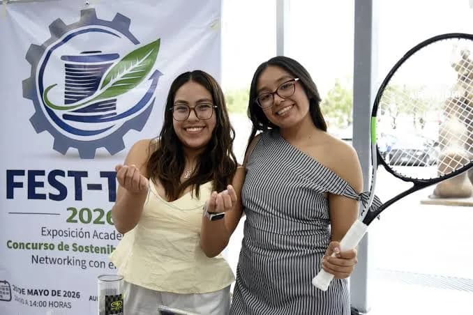 Estudiantes poblanas convierten sargazo en hilos para fabricar cuerdas de raquetas