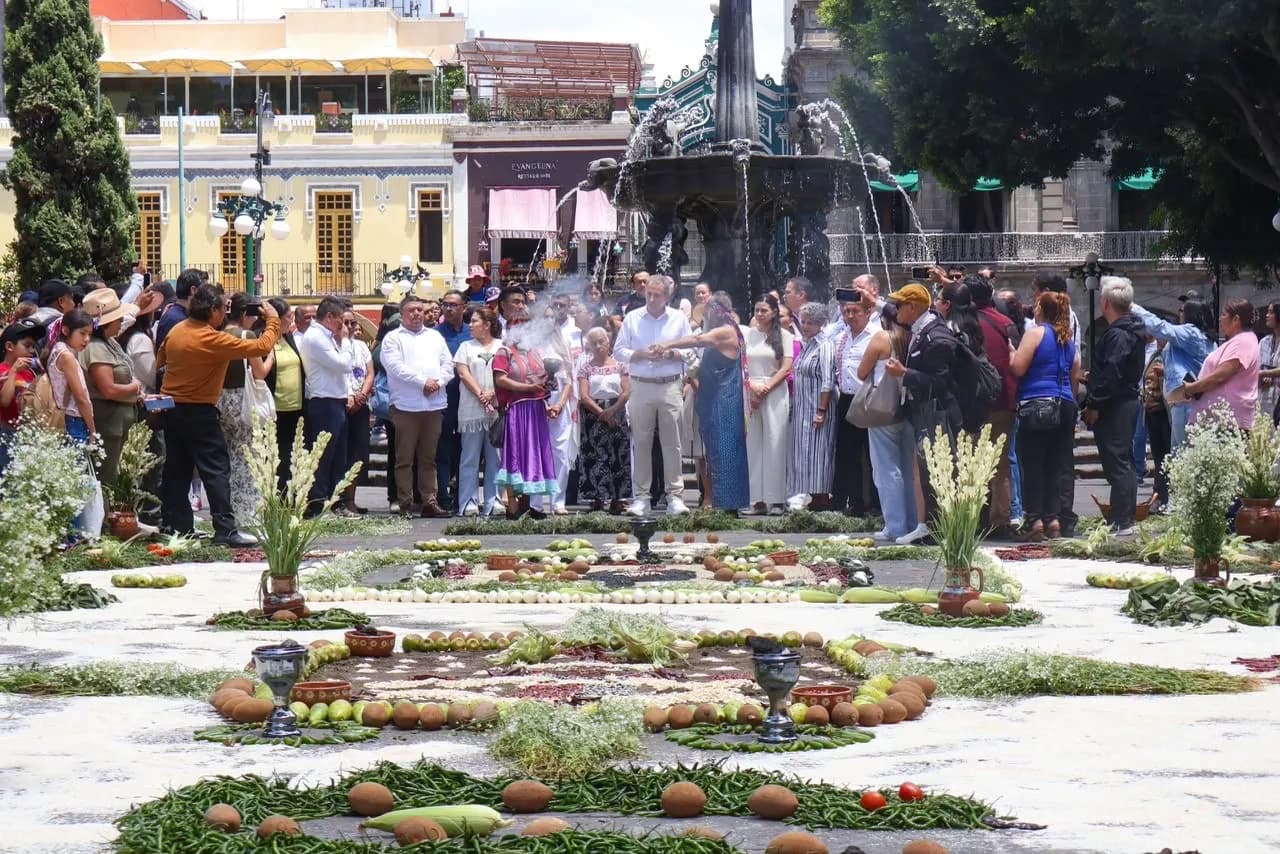 Ayuntamiento de Puebla reúne a mujeres indígenas para compartir saberes, productos y tradiciones