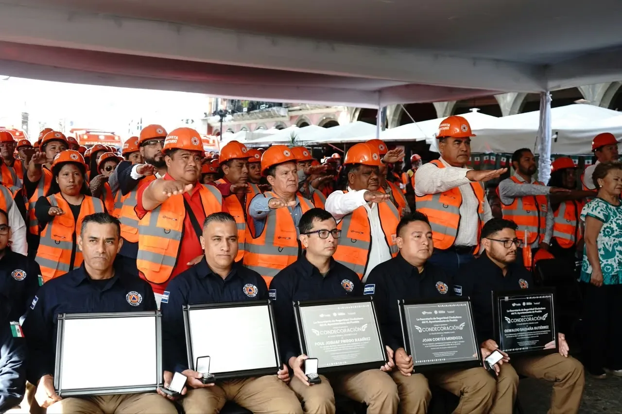 Refuerza Gobierno de la Ciudad atención de emergencias con tres nuevas ambulancias