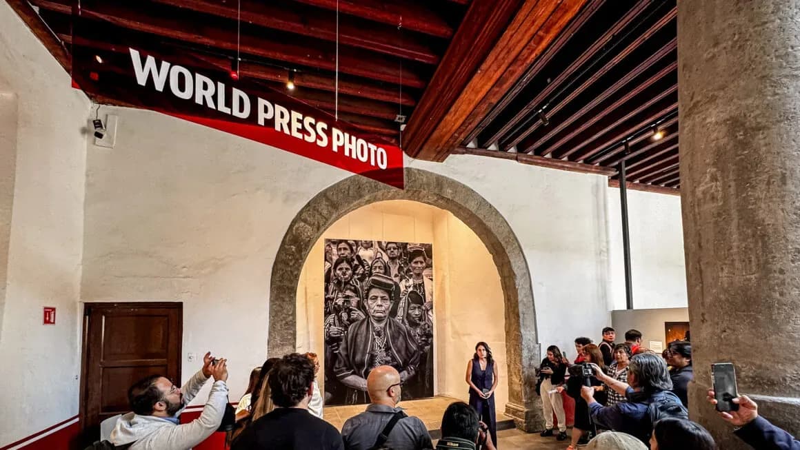 Setenta años de historia mundial caben en esta exposición de fotografía