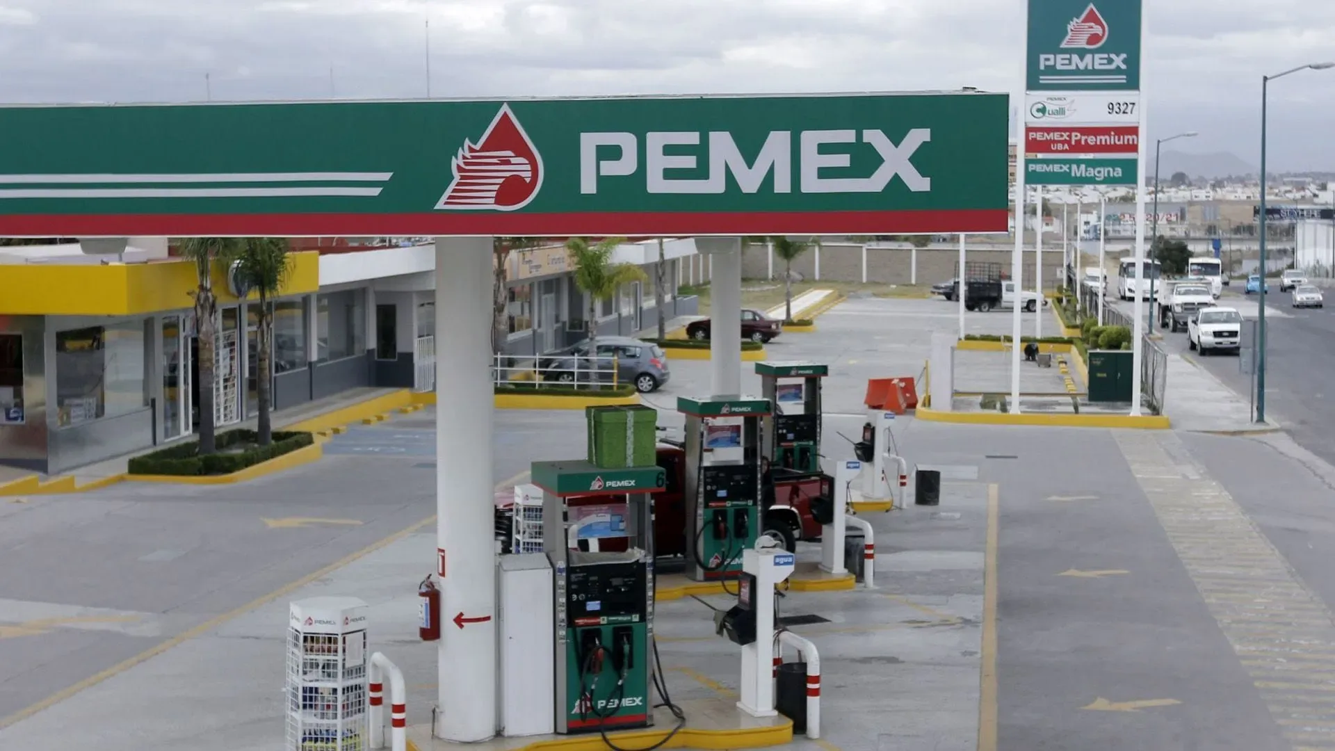 ¿Cuánto cuesta cargar gasolina en Puebla este lunes 5 de octubre?