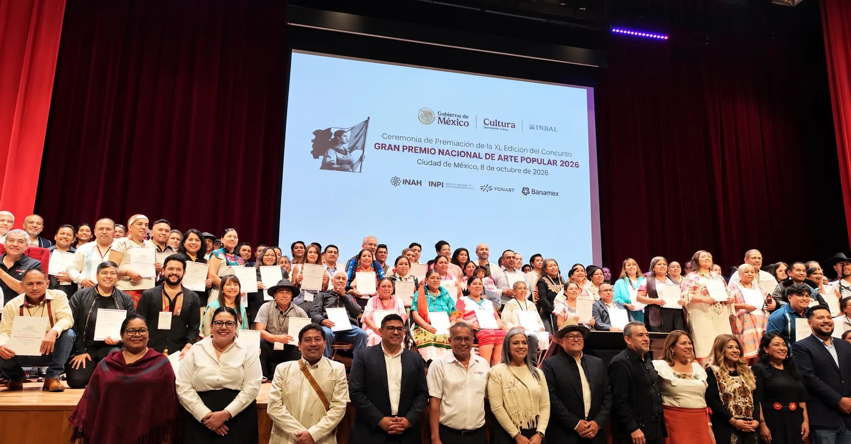 Cinco artesanos poblanos destacan a nivel nacional con piezas de barro, textiles y piedra