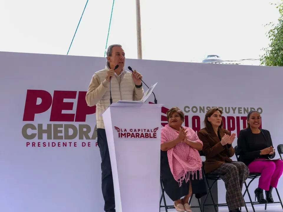 Ignacio Romero Vargas recibe mejoras en calles, alumbrado y servicios del Gobierno de la Ciudad
