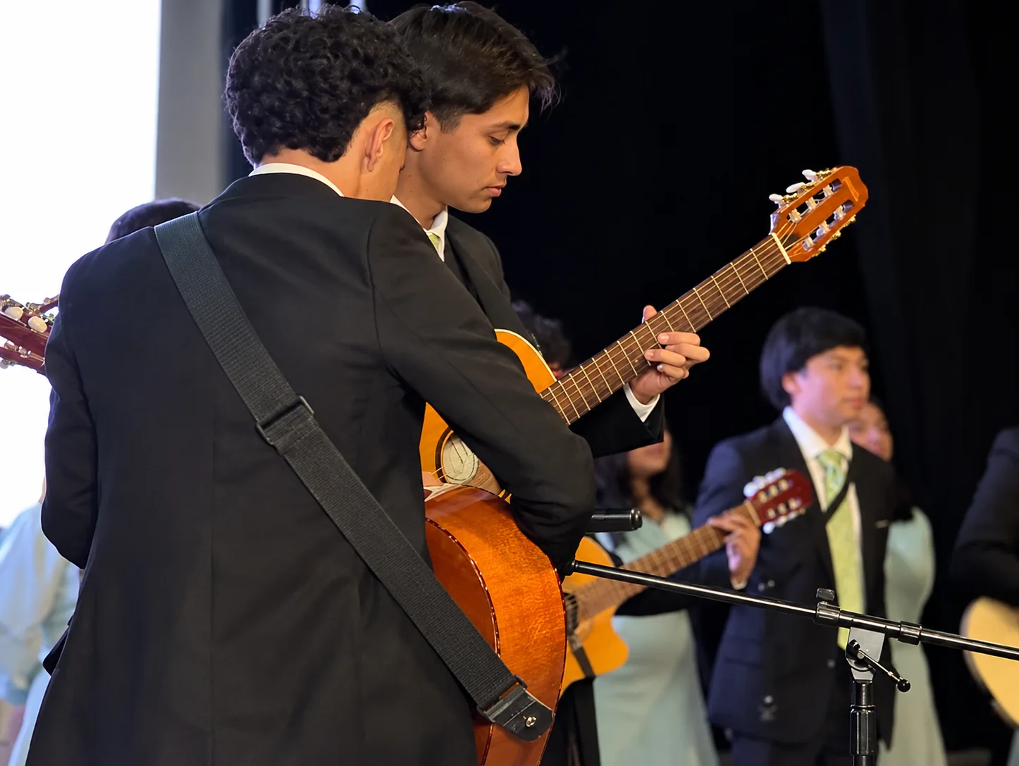 Rondalla Monarca de la USEP gana dos segundos lugares nacionales y destaca por sus solistas