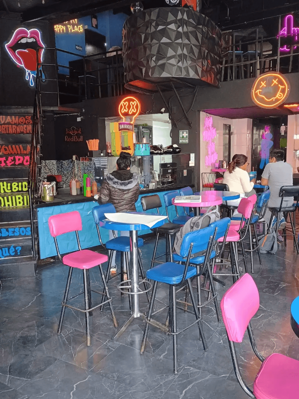 PROFECO clausura bar en la Avenida Juárez por irregularidades