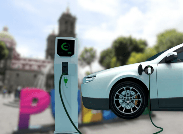 Crece la demanda de autos híbridos y eléctricos en Puebla