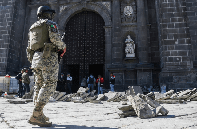 CCE Puebla condena acto vandálico en contra de la Catedral