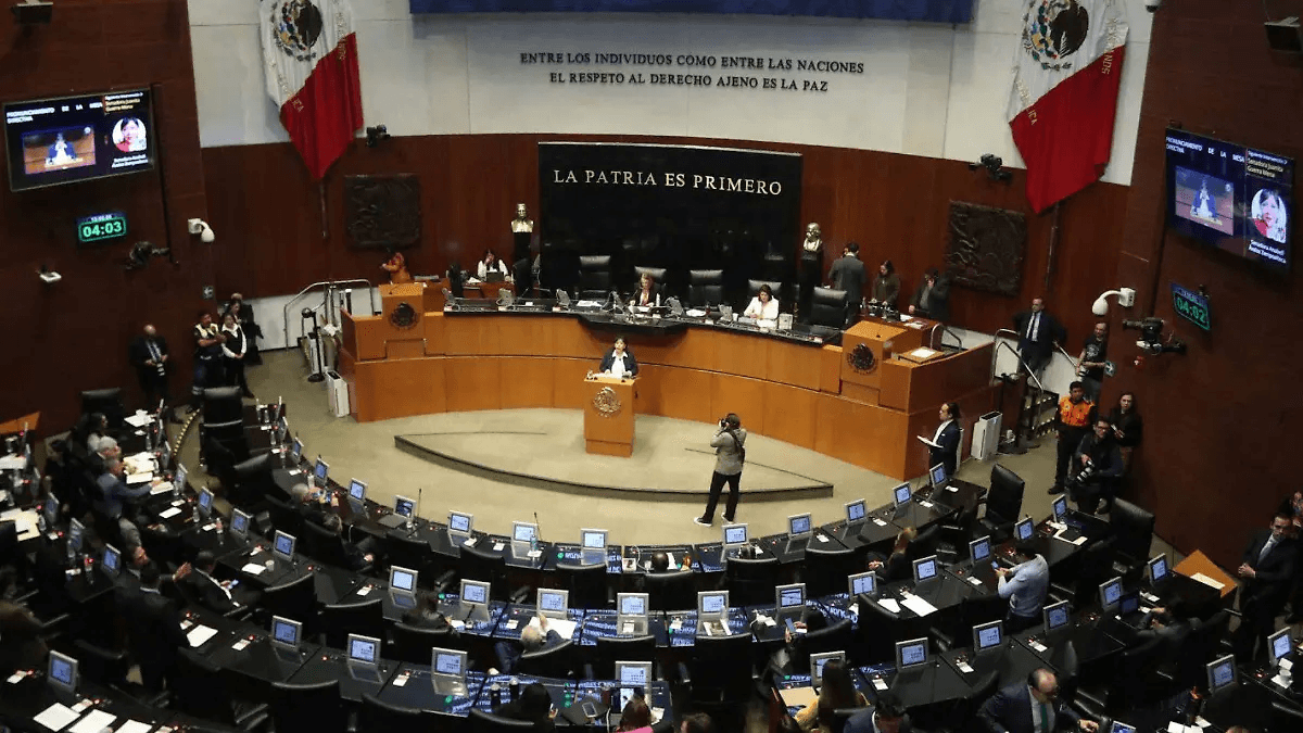 Legisladores alistan plenarias previo al arranque del periodo ordinario